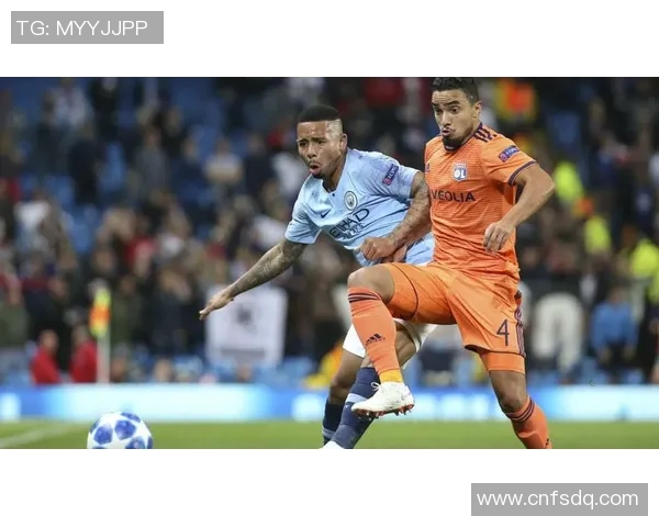 里昂与曼城精彩对决视频回顾11月28日赛事亮点分析