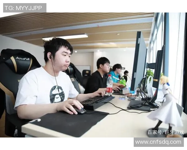 DOTA2热议FPX战队灵活性引发的战术争论与未来发展展望