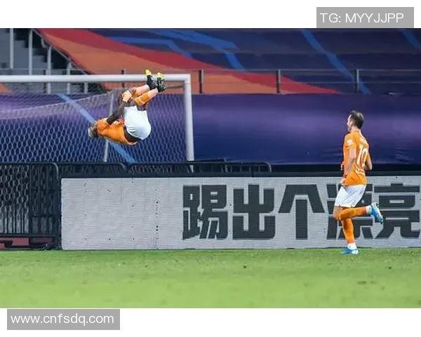 北京中赫国安迎战武汉球队全力争胜展现足球魅力与激情