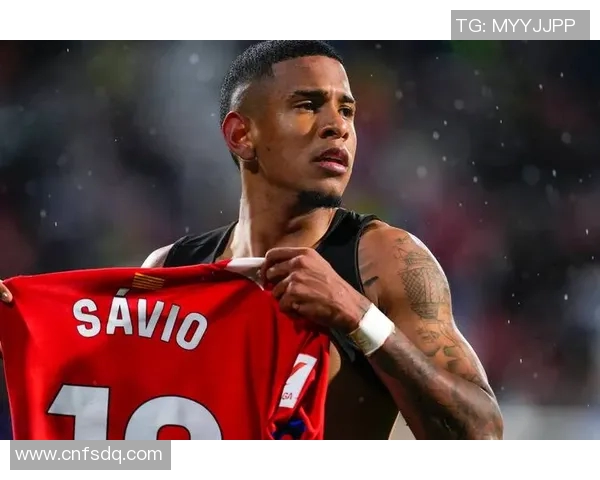 古铁雷斯的传奇人生与足球梦想：从草根到顶尖球员的奋斗历程